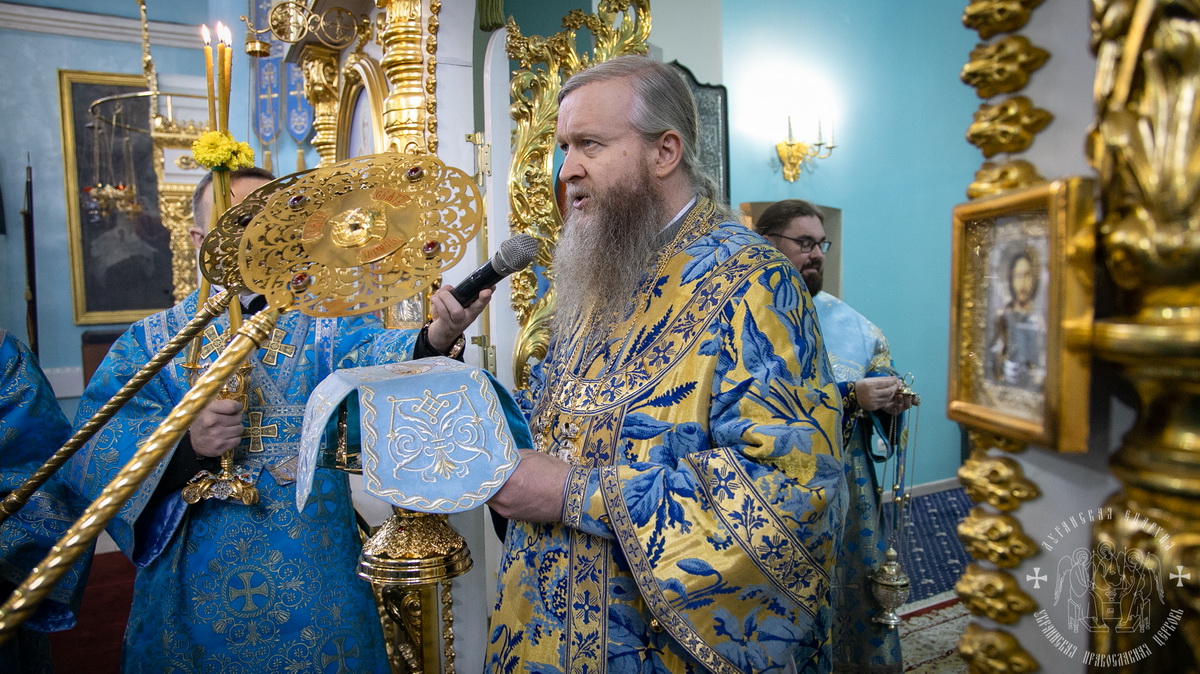 Подробнее о статье Луганск. Правящий архиерей возглавил празднование Рождества Пресвятой Богородицы