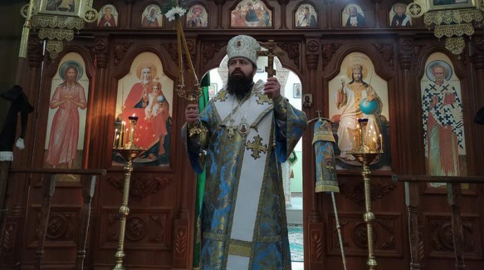 Read more about the article Беловодск. Викарий Луганской епархии совершил праздничное богослужение