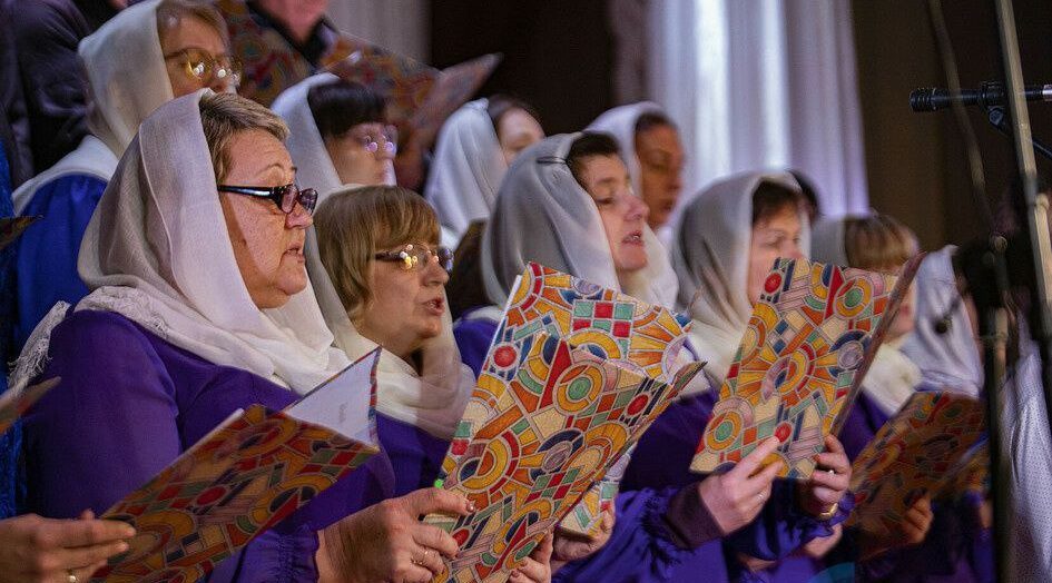 Подробнее о статье В Луганском Дворце культуры состоялся фестиваль православного хорового искусства «Родник вдохновения»