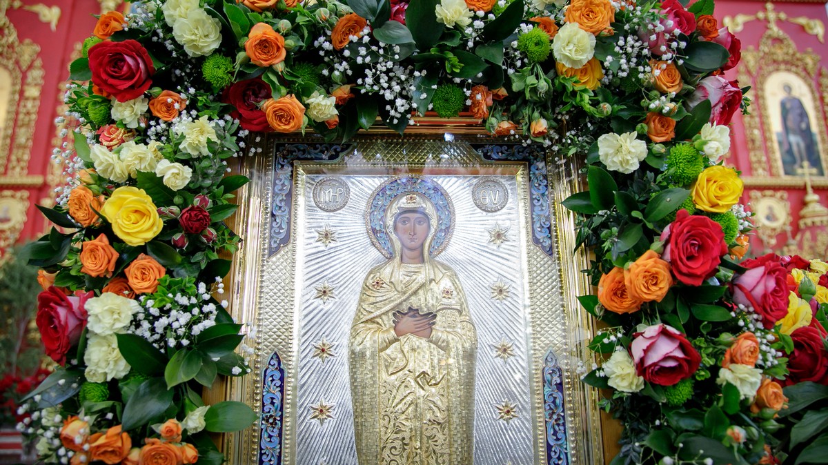 Подробнее о статье Анонс богослужений приуроченных празднованию в честь Луганской иконы Божией Матери