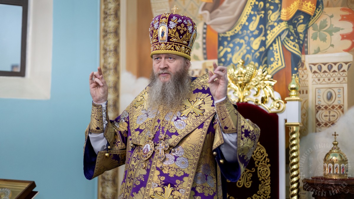 Вы сейчас просматриваете Луганск. Митрополит Пантелеимон возглавил празднование Воздвижения Креста Господня