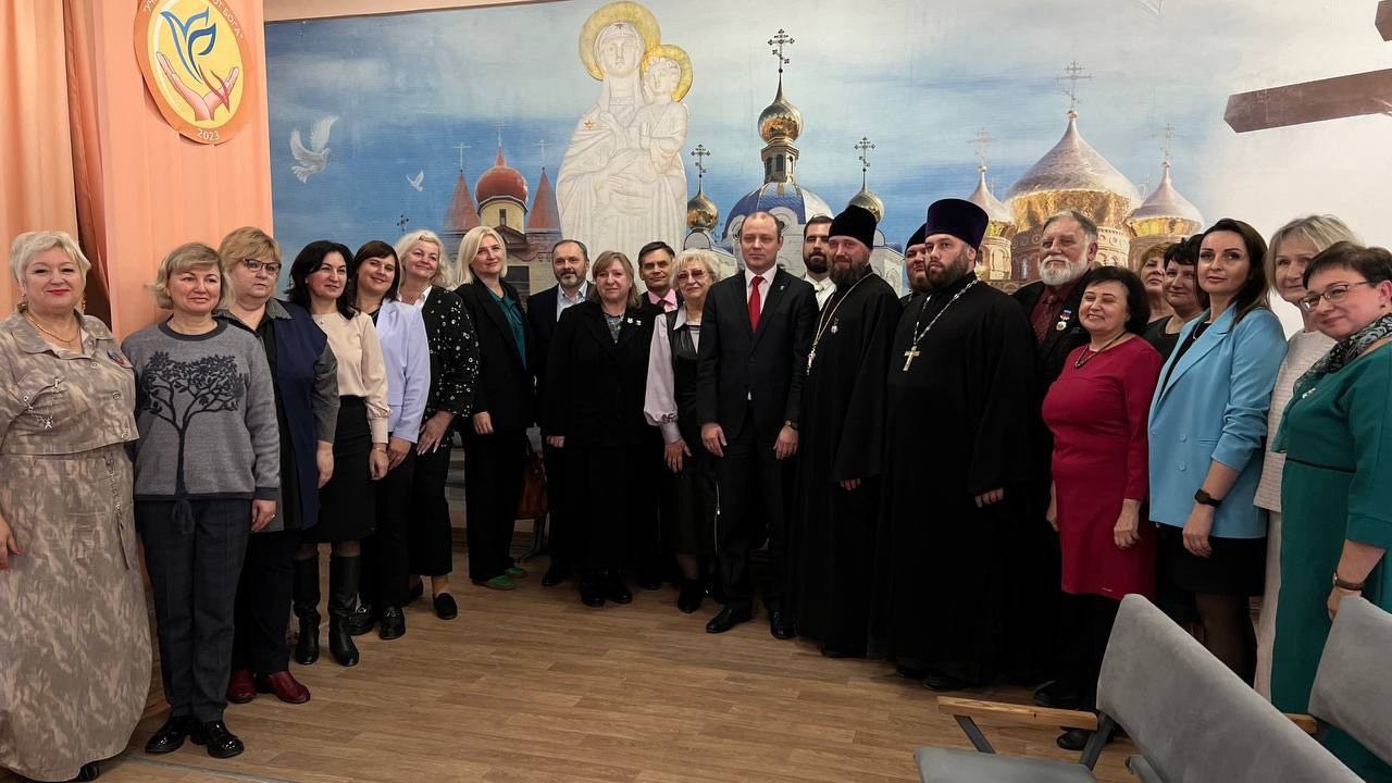 Подробнее о статье Ежегодный творческий конкурс «Край Луганский Православный» состоялся в Луганске в 9-й раз