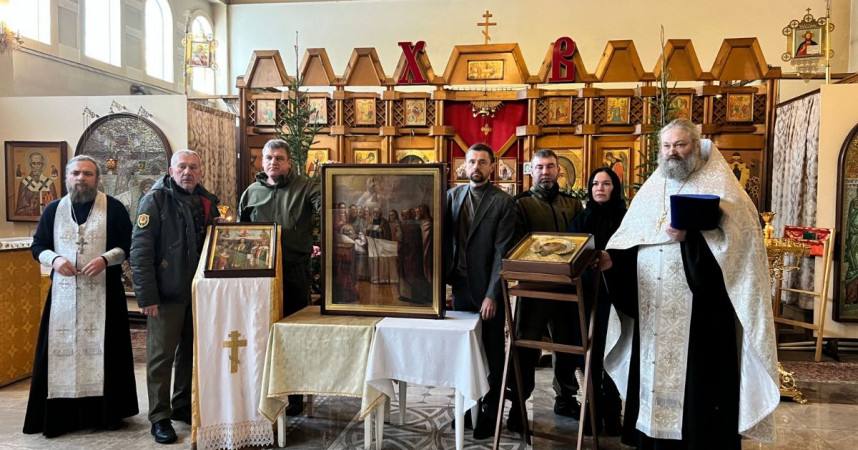 В Новосибирской митрополии восстановили три иконы из Вознесенского монастыря Луганской епархии.