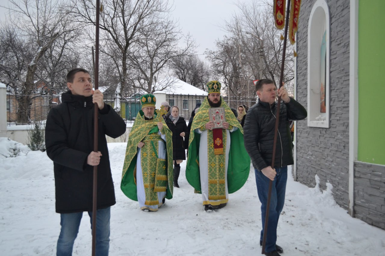 Луганск. Престольный день храма прп. Серафима Саровского