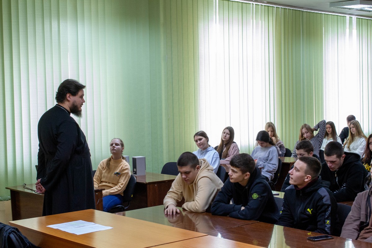 Подробнее о статье Луганск. Состоялось мероприятие, посвященное Всемирному Дню православной молодежи