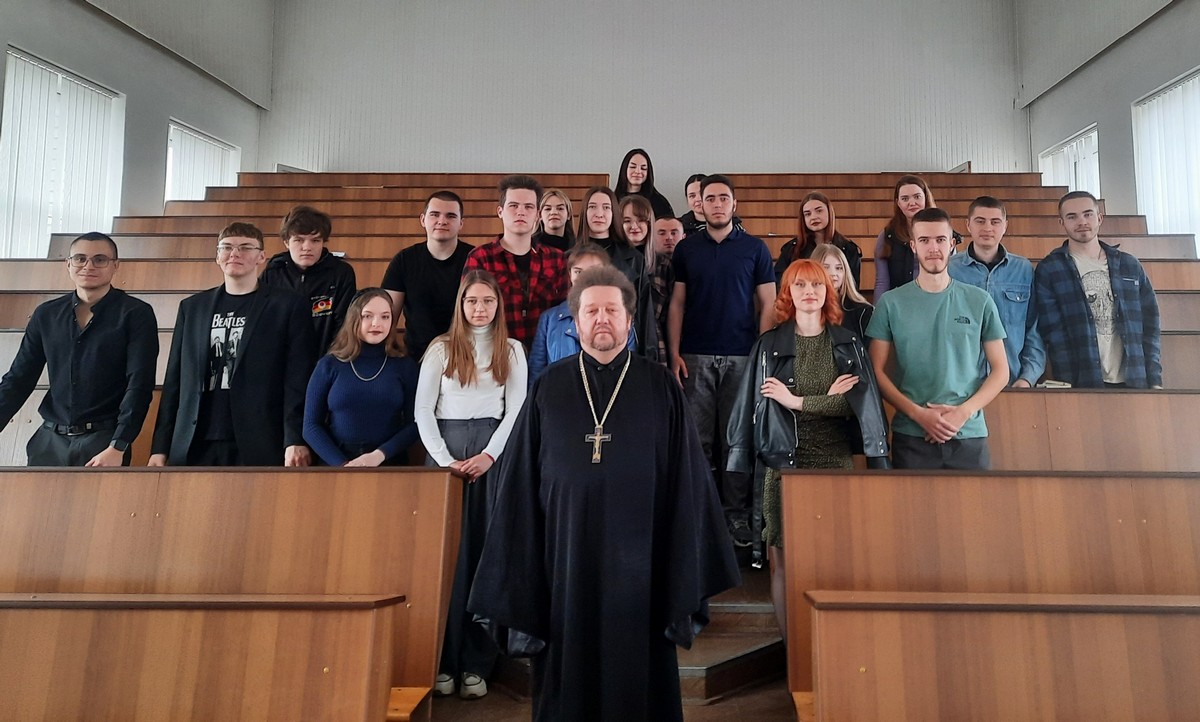 Подробнее о статье Луганск. Мероприятие посвященное дню православной книги