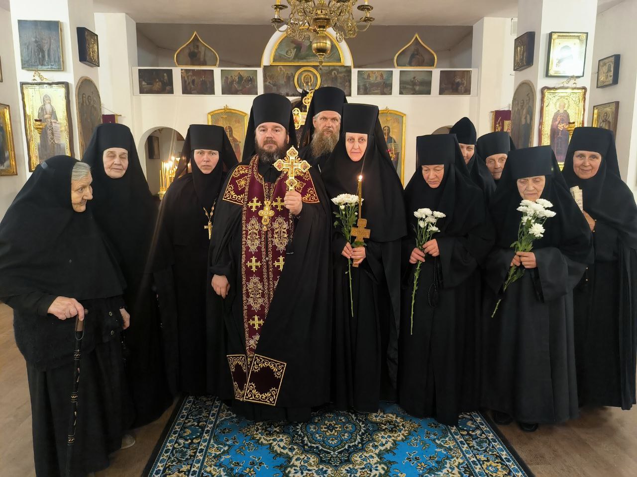 Подробнее о статье Луганск, Красный Деркул. В женских обителях совершен монашеский постриг