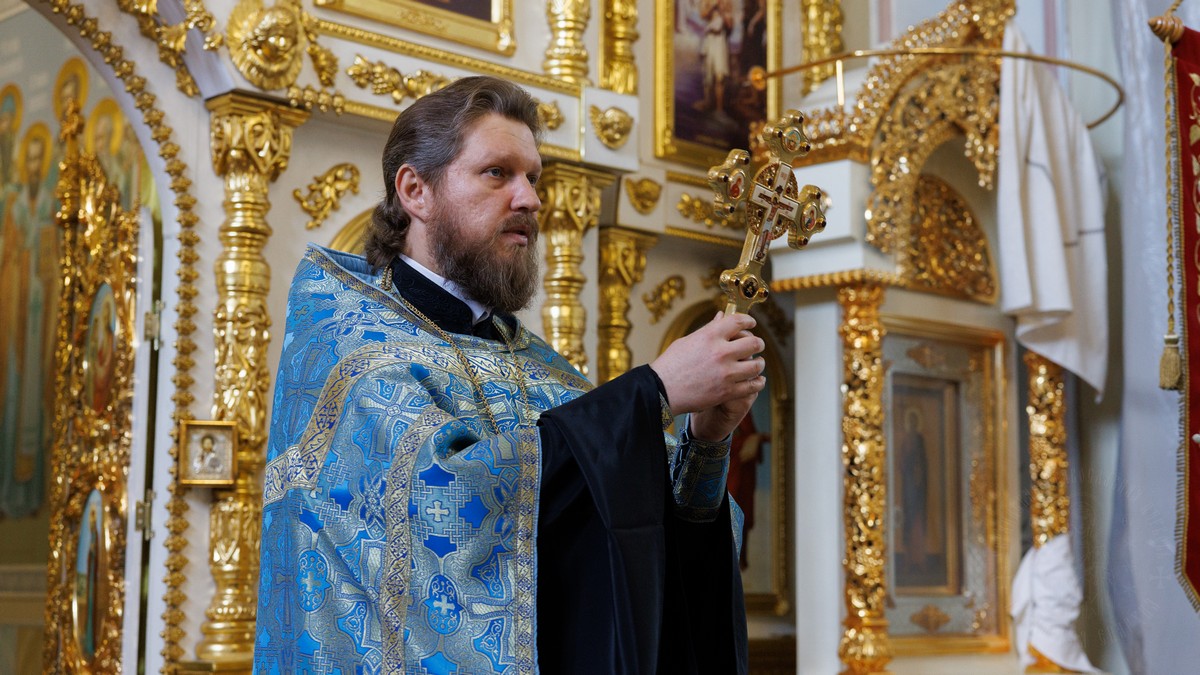 Луганск. Молебен с акафистом у Луганской иконы Божией Матери