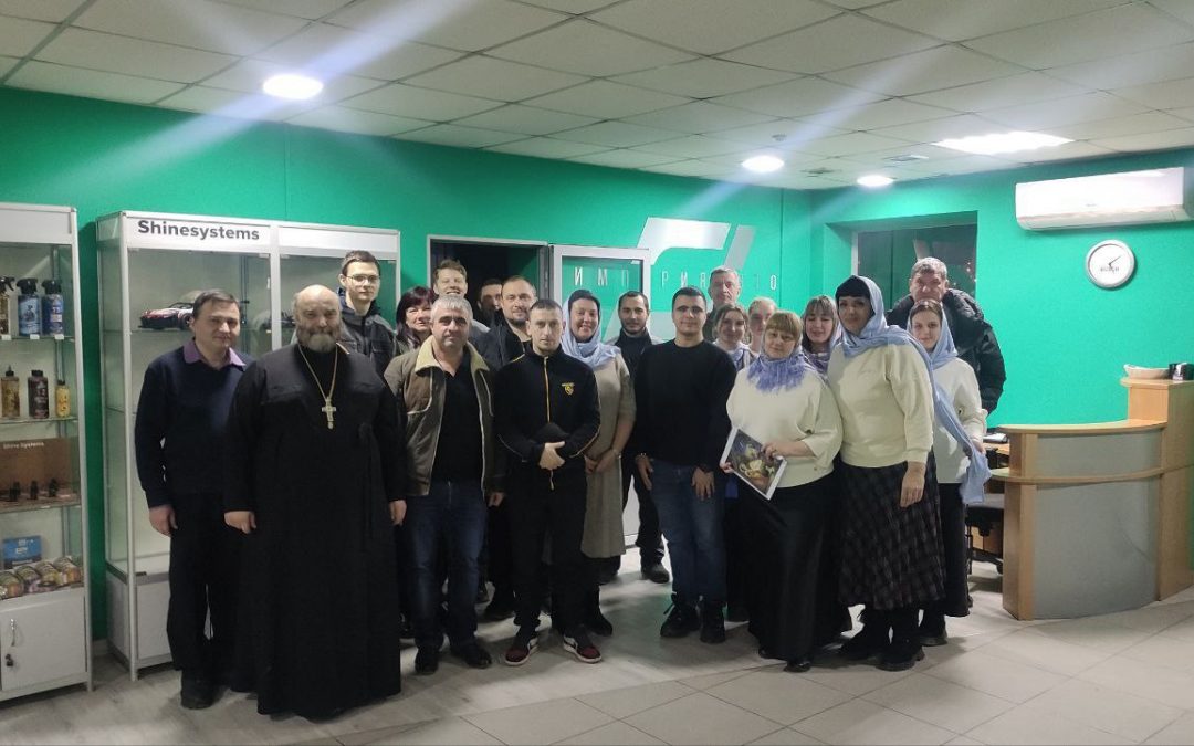 В дни святок, хор прихода в честь Казанской иконы Божией Матери отправился в небольшое, но очень душевное путешествие