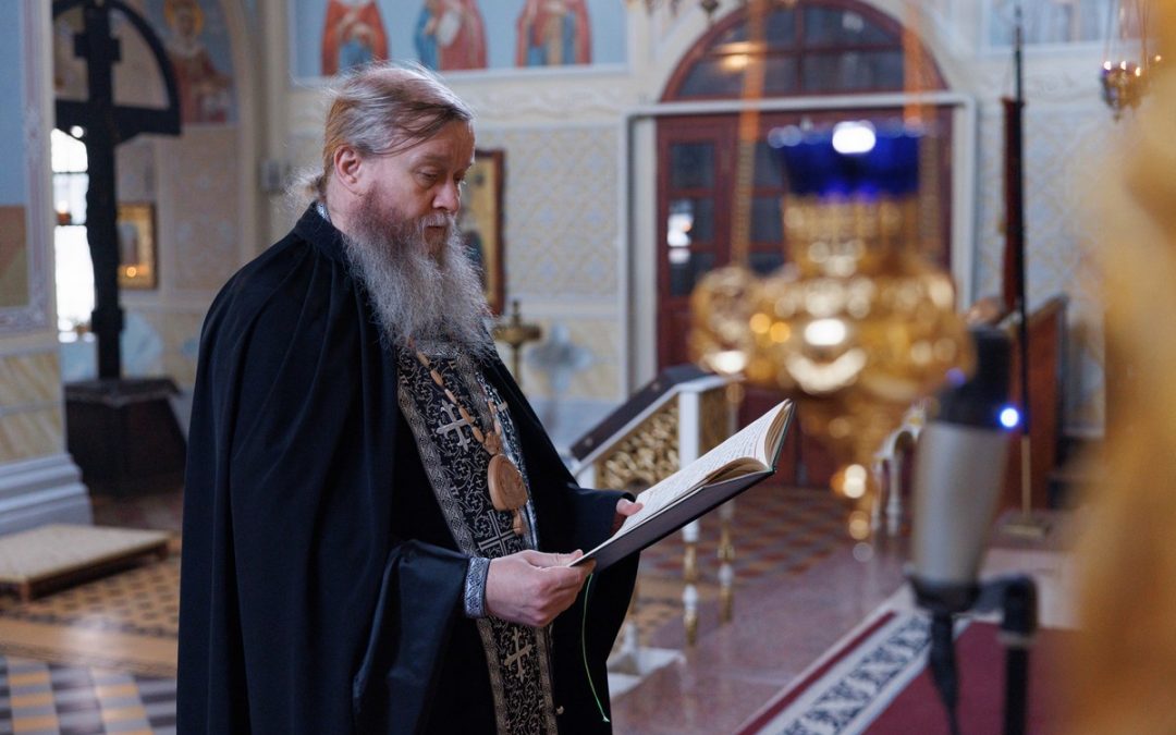 Луганск. Митрополит Пантелеимон совершил уставные Великопостные богослужения