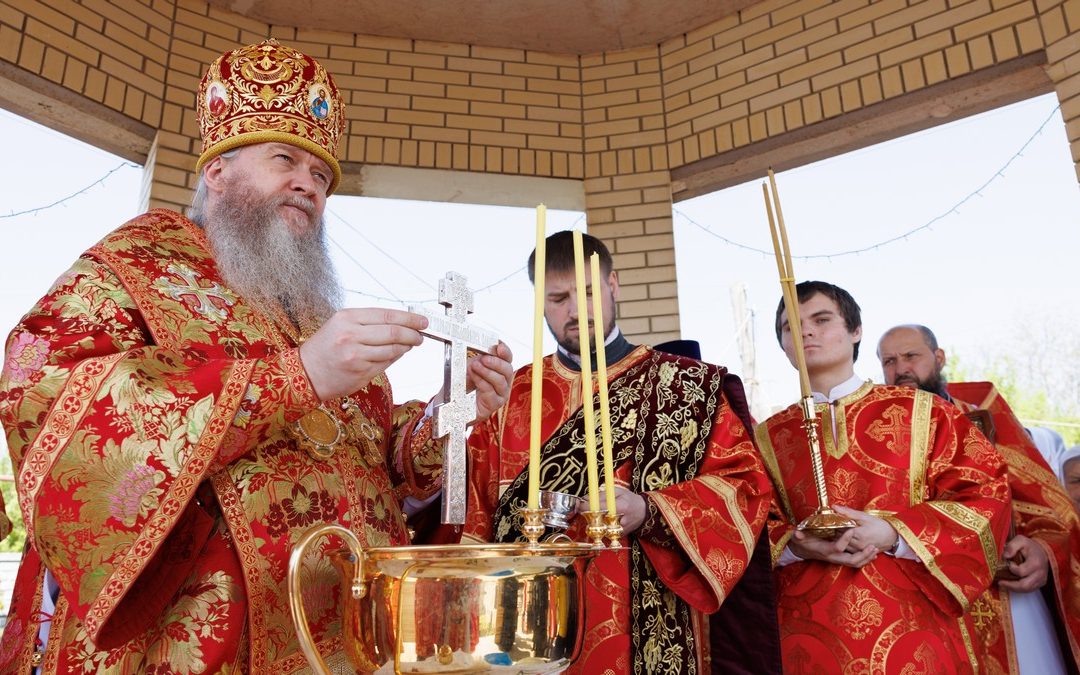 Луганск. Митрополит Пантелеимон совершил празднование иконе Божией Матери «Живоносный Источник»