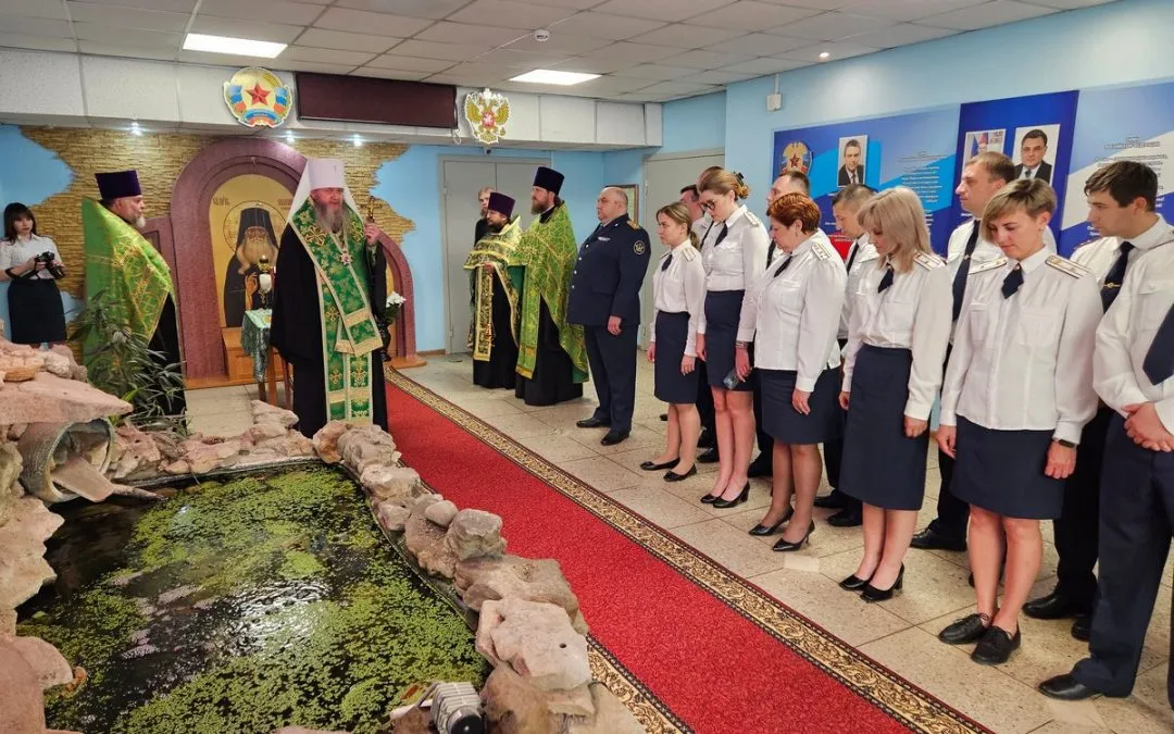 Митрополит Пантелеимон освятил икону в главном Управлении ФСИН по ЛНР