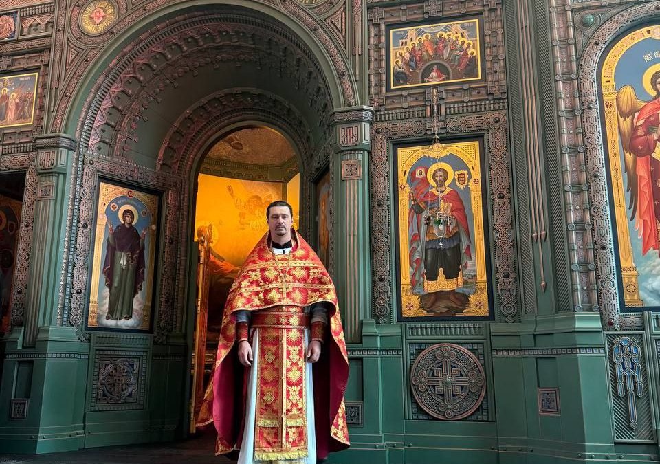 Священнослужители Луганской Епархии сослужили Святейшему Патриарху в храме Вооруженных Сил