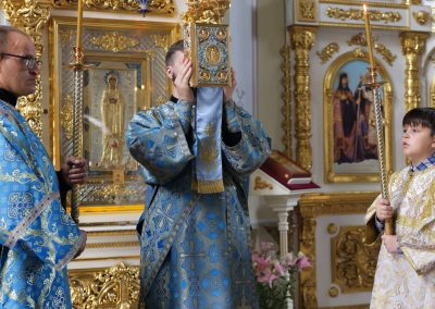 Священнослужители совершили молебное акафистное пение и заупокойную Литургию