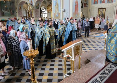 Священнослужители совершили молебное акафистное пение и заупокойную Литургию