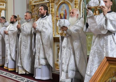 Священнослужители совершили молебное акафистное пение и заупокойную Литургию