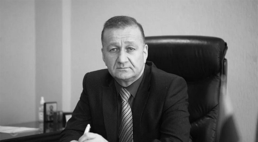 ЛУГАНСКАЯ ЕПАРХИЯ ВЫРАЖАЕТ СОБОЛЕЗНОВАНИЯ БЛИЗКИМ ЭКС-МЭРА Г. ЛУГАНСКА МАНОЛИСА ПИЛАВОВА И ПРОСИТ МОЛИТВ О НОВОПРЕСТАВЛЕННОМ РАБЕ БОЖИИ