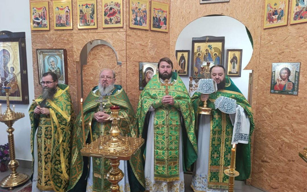 Праздничное богослужение в честь 10-летия Иоанно-Предтеченского храма