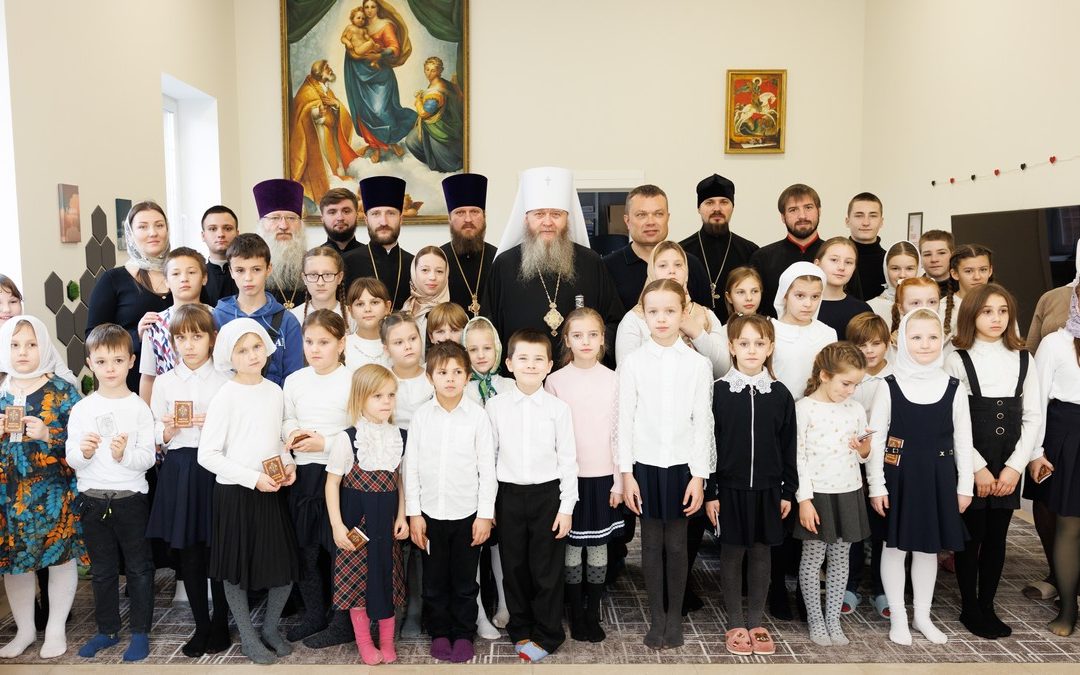 Александровск. Митрополит Пантелеимон освятил здание воскресной школы