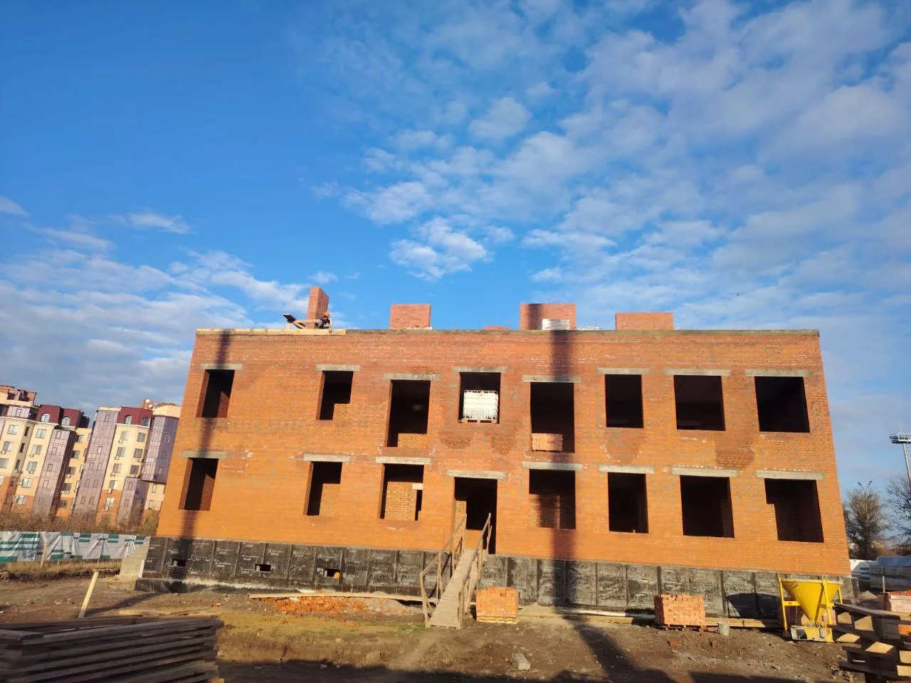 photo_2025-11-12_19-22-22