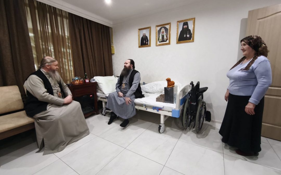 Митрополит Пантелеимон поздравил викарного архиерея с Рождеством Христовым