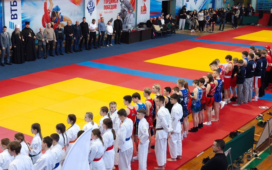 Митрополит Пантелеимон принял участие в открытии Фестиваля единоборств