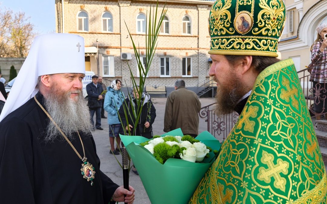 Митрополит Пантелеимон совершил богослужение Недели ваий