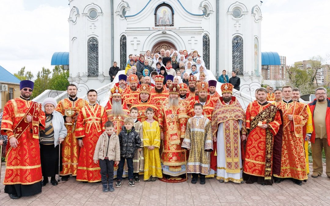 Митрополит Пантелеимон с собором духовенства совершил празднование святой блаженной Матроне Московской