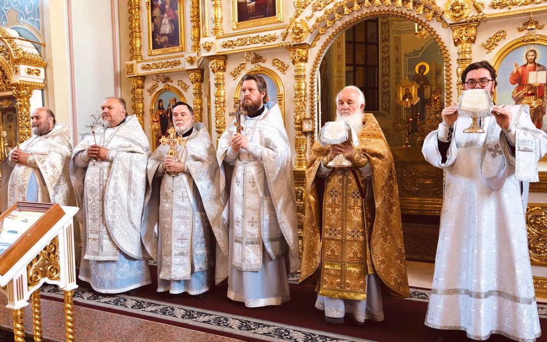 В кафедральном соборе совершено поминальное богослужение по приснопоминаемому митрополиту Митрофану