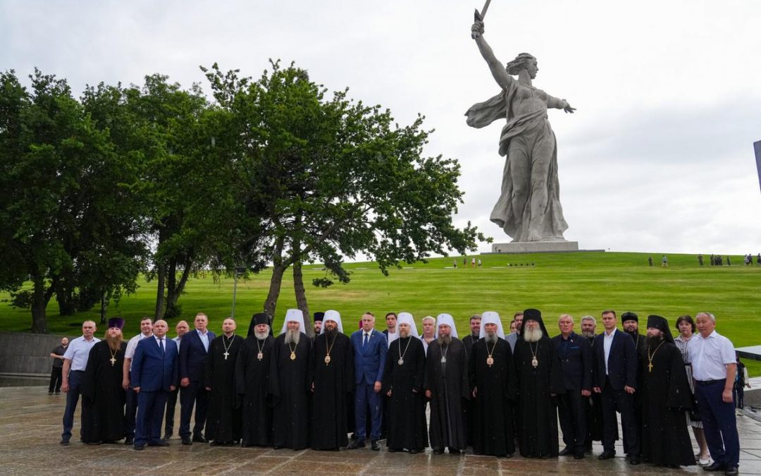 Делегация Луганской Епархии приняла участие  в Межрегиональном форуме ВРНС
